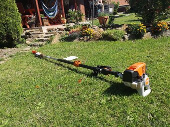 Benzínová, teleskop. vyvetvovacia píla - Stihl ht 135