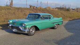 1957 Cadillac Serie 62 Coupé