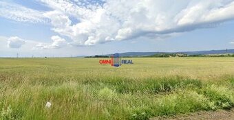 Pozemok v priemyselnej časti Pezinka - 21 árov, Viničianska