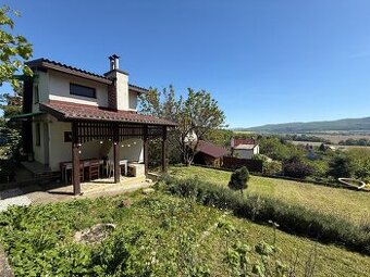 ZNÍŽENÁ CENA  CHATKA S ELEKTRINOU A VODOU ZLATÉ MORAVCE