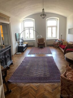 5.izbový byt s balkónom  v centre mesta-167 m2- ulica Hlavná