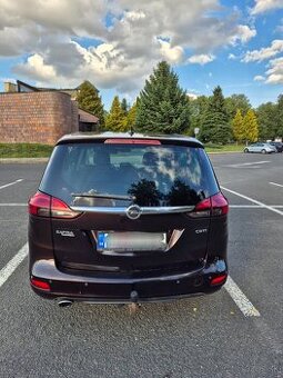 Predám Opel Zafira Tourer 2.0 - 7 miestne