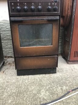 KOMBINOVANý STARý SPORáK