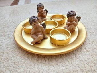 Adventný tanier s dekoráciou