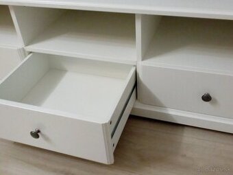 komoda pod TV vidiecky štýl Ikea Liatorp