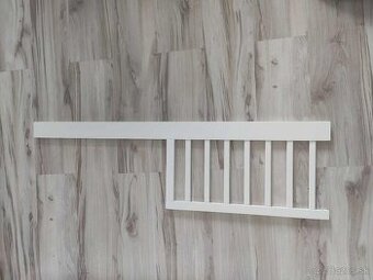 Zábrana na detskú postielku