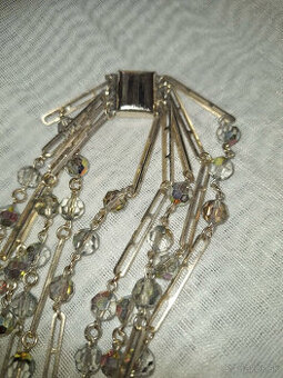 KRÁSNY STARÝ NÁHRDELNÍK