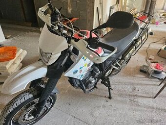 YAMAHA XT 660 X