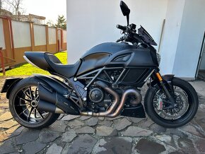 DUCATI DIAVEL DARK EDITION 2018