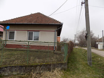 Na predaj  samostatný 3 izb. dom v obci Tvrdošovce .