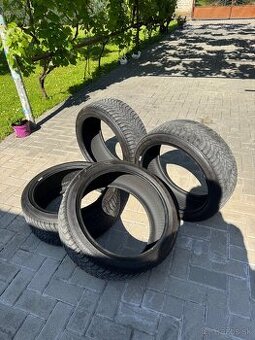 225/40 R18 ZIMNÉ PNEUMATIKY