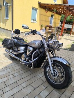 Yamaha XVS1300A