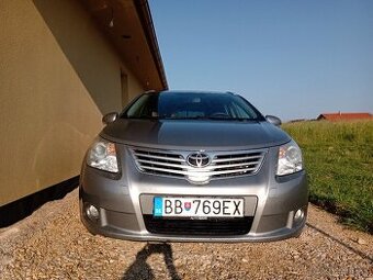 Toyota Avensis 1.8i Valvematic