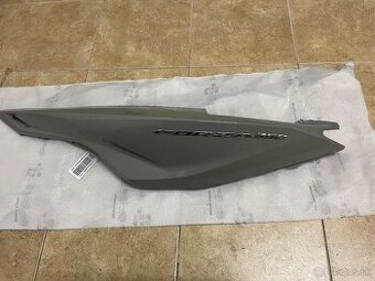 Honda Forza 350 bočný plast - 1