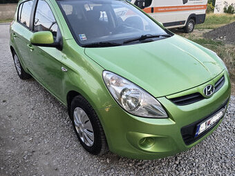 Hyundai i20 1,2i 16V, rv 2011, kúpený v SR
