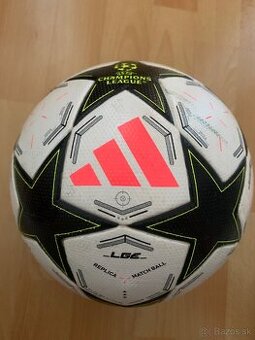 Champions league replica matchball - 1