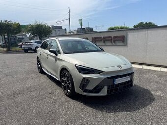 CUPRA Leon SP 1,5 eTSI 150 7DSG 9000km