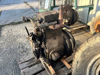 Motor Zetor 25