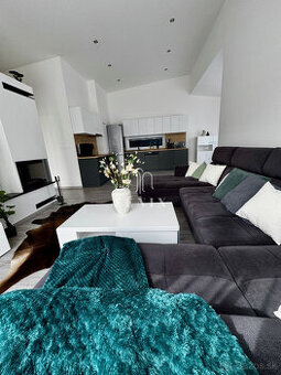 Priestranný rodinný dom - novostavba blízko Košíc