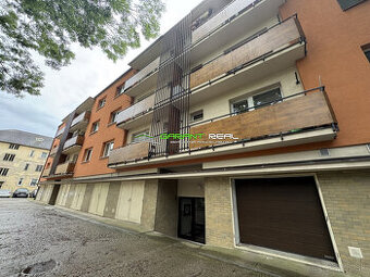 Predaj 3-izb. byt 88 m2, loggia, balkón, garáž, Prešov