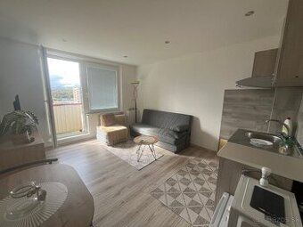 Novozrekonštruovaná garsonka na prenájom-Rúbanisko II