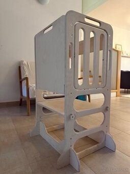 Petinka učiaca veža