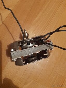 Predám elektromotorček 110/220 V, 10 W