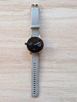 Garmin VENU 4 - 41mm, Gray/Lunar Gold