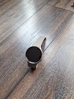 Hodinky Samsung Galaxy Watch 5 PRO