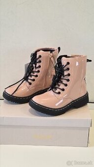 Dievčenské topánky nove 31