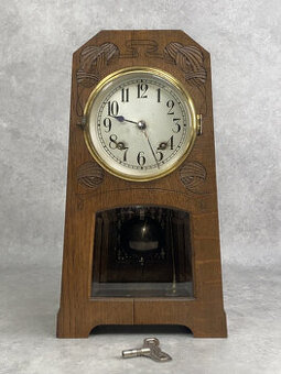 Secesné hodiny v štýle Viedenskej moderny 1900