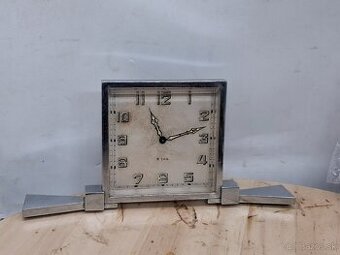 Predám funkčné stolové hodiny Art Deco 8 Tag