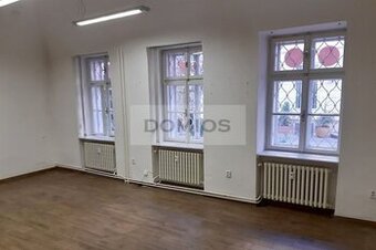 Klimatiz. kancelársky celok Hlavná (41,90 m2, WC, KE-St.m.)