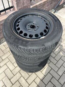 Predám zimné pneu Michelin 215/60 R 16