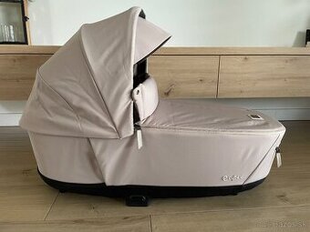 Cybex priam lux carry cot vanička cozy beige