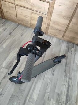 Elektrická kolobežka Xiaomi Scooter 4 Lite EU