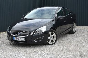 Volvo S60 2.4 Summum, 5-valec, Automat