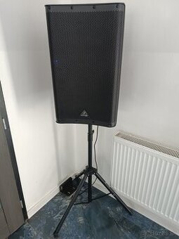 Prenájom, Behinger DR115