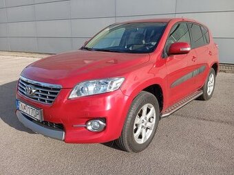 Toyota RAV4 2.0 benzin ,SR-2012, 83000 km,rarita,top vybava