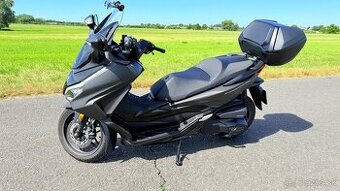Predám Skúter honda forza 350
