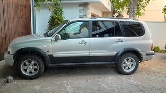 Suzuki Grand Vitara XL7 4x4 - 1