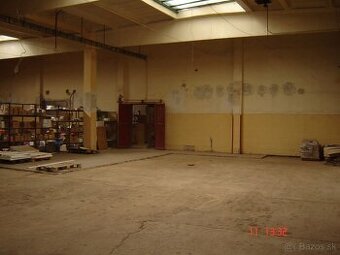 Skladové priestory na prenájom - 630m2, Nitra