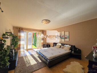 Ponúkame Vám na predaj rodinný dom, ponúkajúci komfortné býv