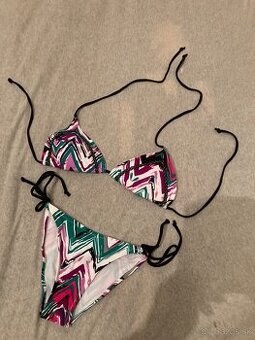 Nové dvojdielne plavky veľ. 40