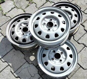 plechové disky 4.5x13 ET38 4/100/57.1 felicia