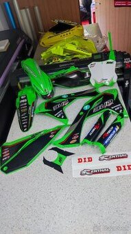 Plasty + polepy Kawasaki KX250 25-26 a KX450 24-26