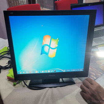 Predám monitor PHILIPS 170S4