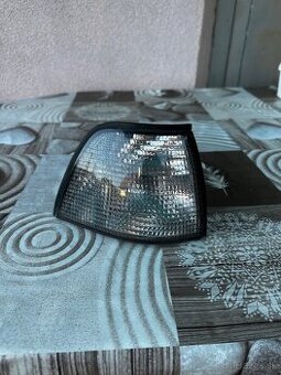 BMW e36 predná práva smerovka