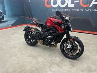 MV Agusta Dragster 800R 1. maj DPH 1980km