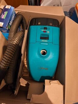 Predám vysávač Zelmer